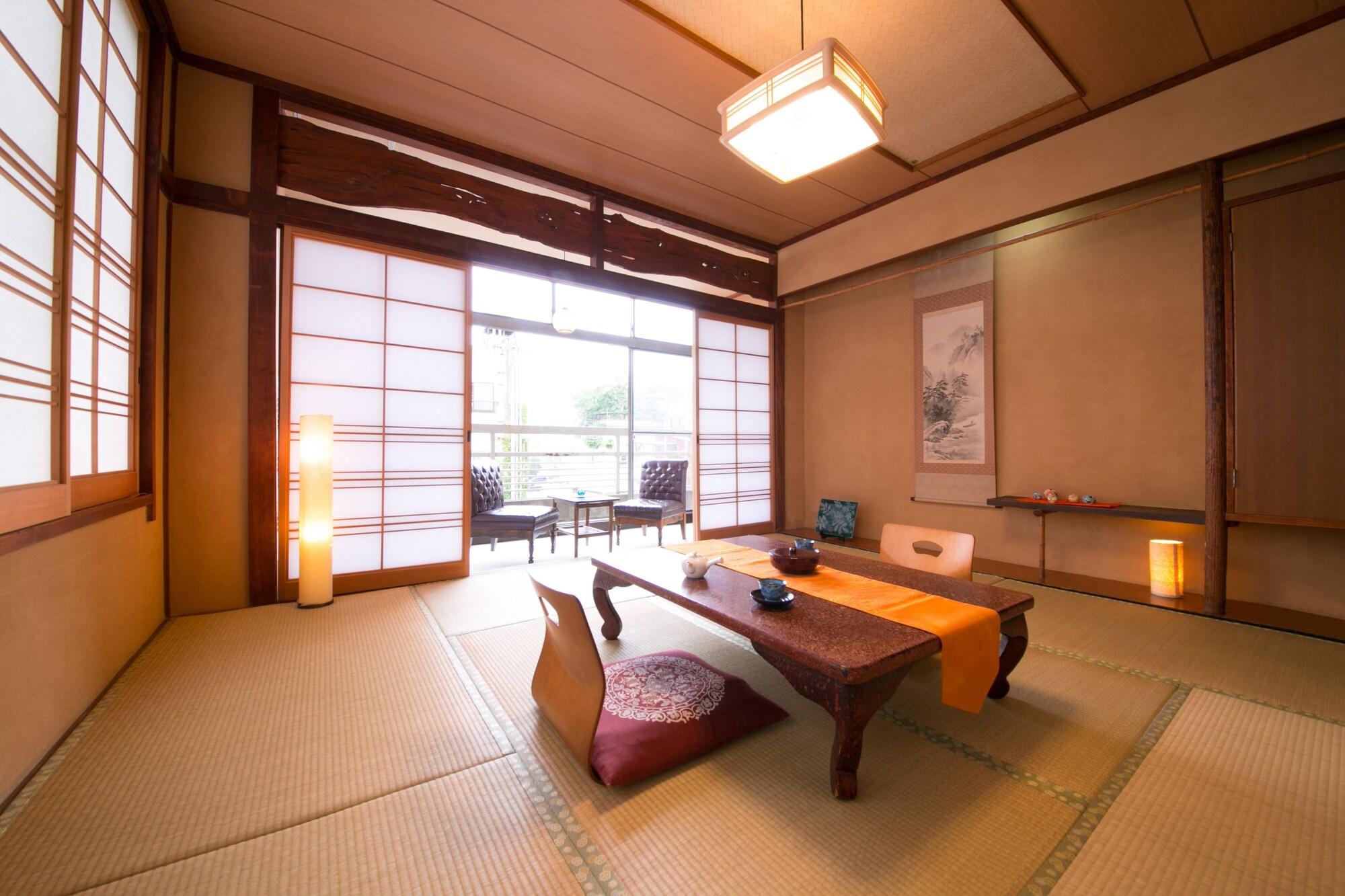 Hotel Koraku Beppu Esterno foto