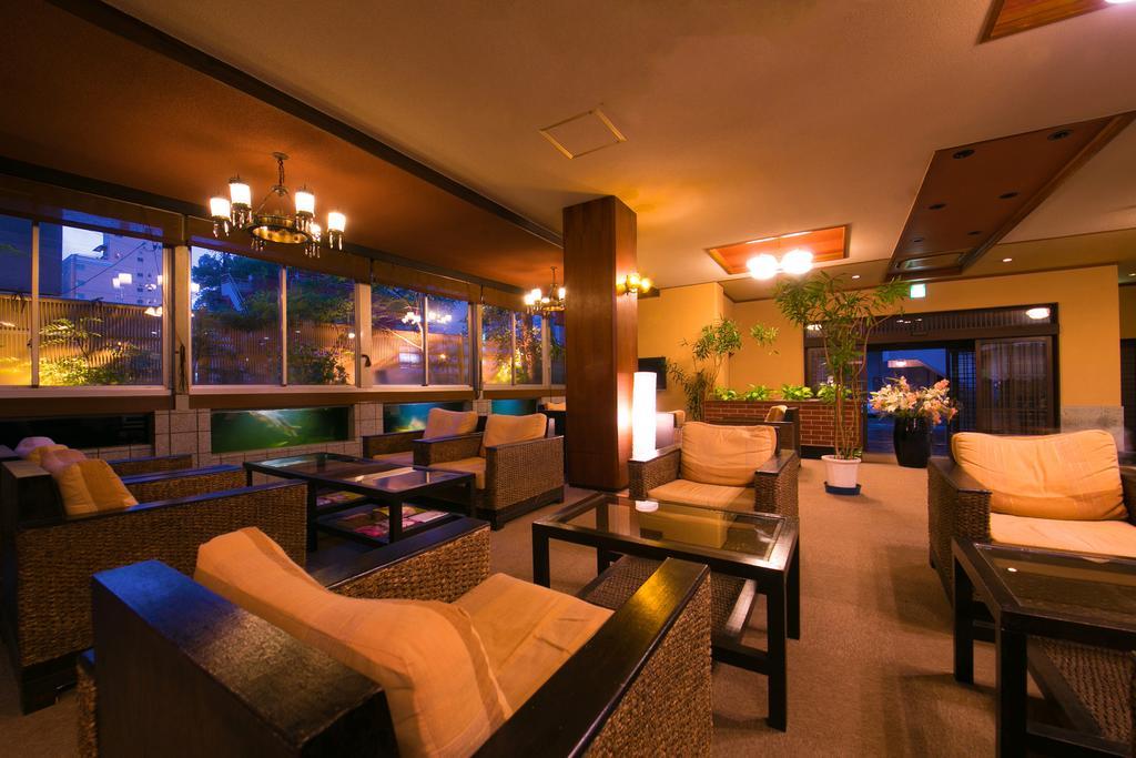 Hotel Koraku Beppu Esterno foto