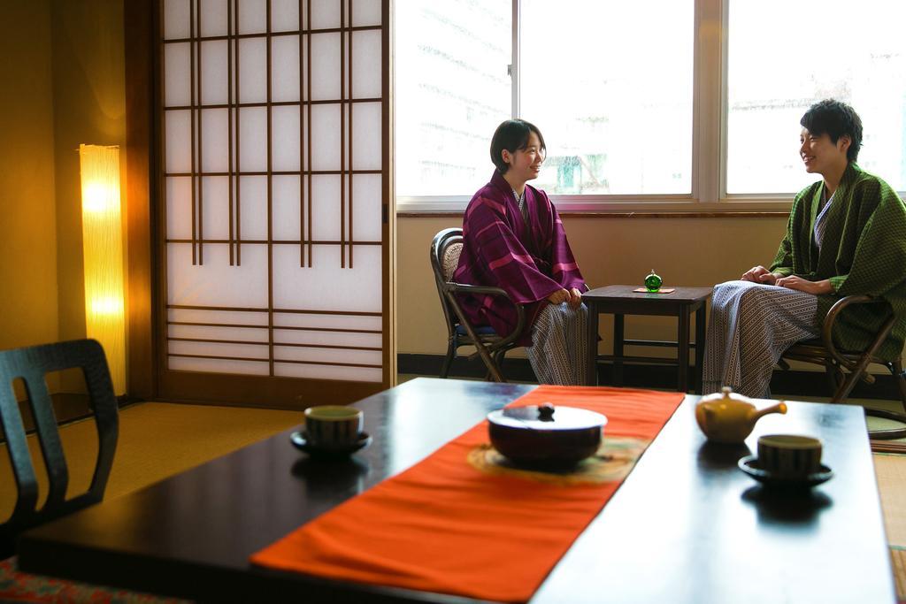 Hotel Koraku Beppu Esterno foto