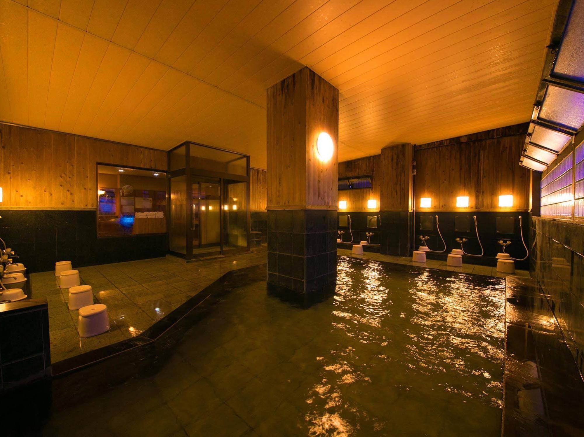 Hotel Koraku Beppu Esterno foto